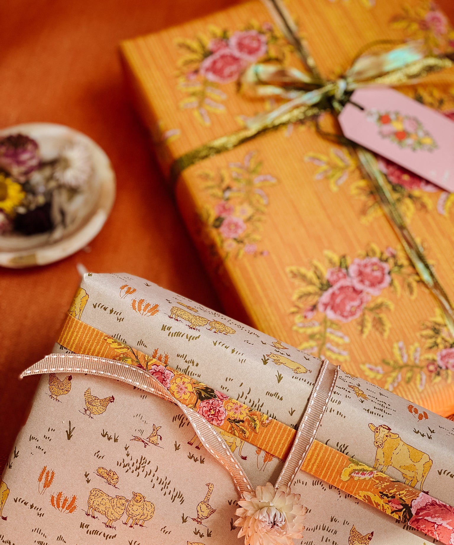 Barnyard Blooms Gift Wrap Sheet - Double Sided