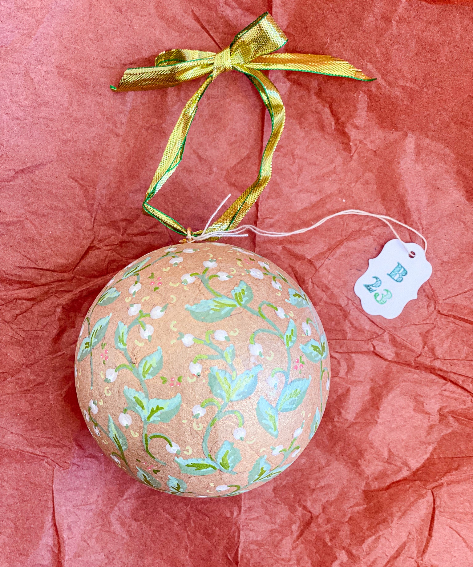 Ball Ornament Gold Snowberry (1/2)