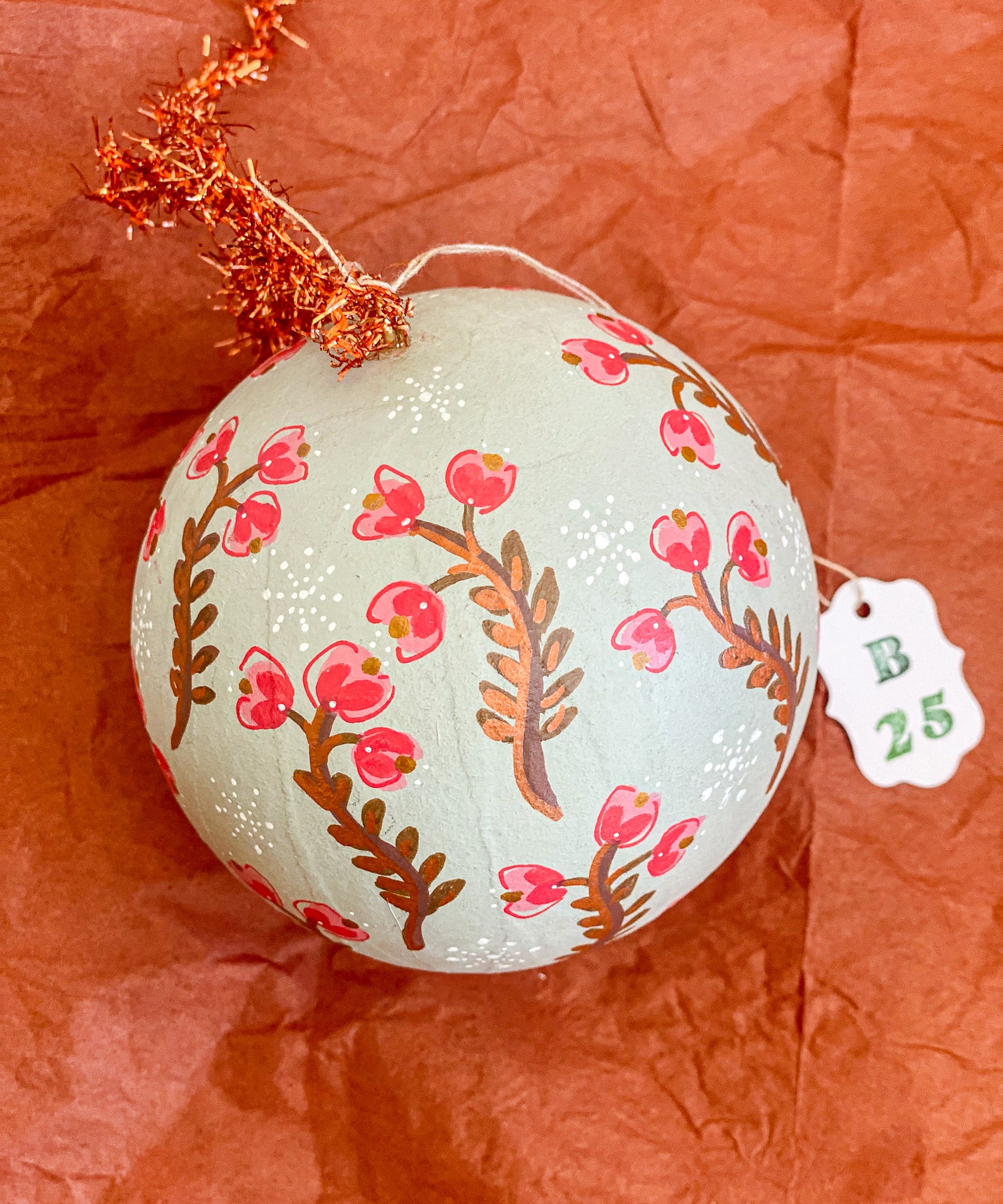 Ball Ornament Mint Cocoa Berry (1/2)