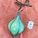 Droplet Ornament Green Stars (1/1)